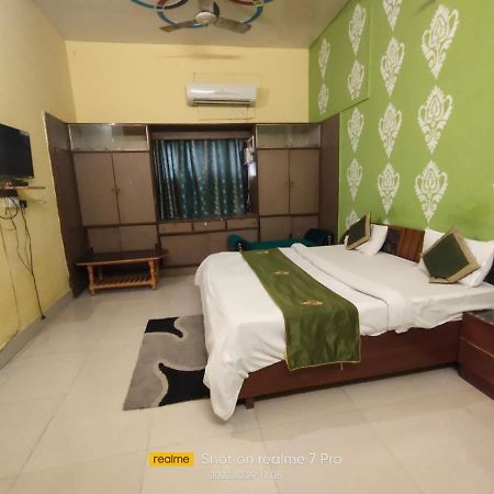 Gangotri Paying Guest House Varanasi Bagian luar foto