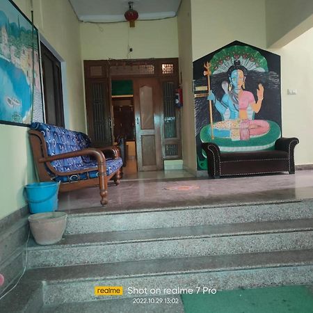 Gangotri Paying Guest House Varanasi Bagian luar foto