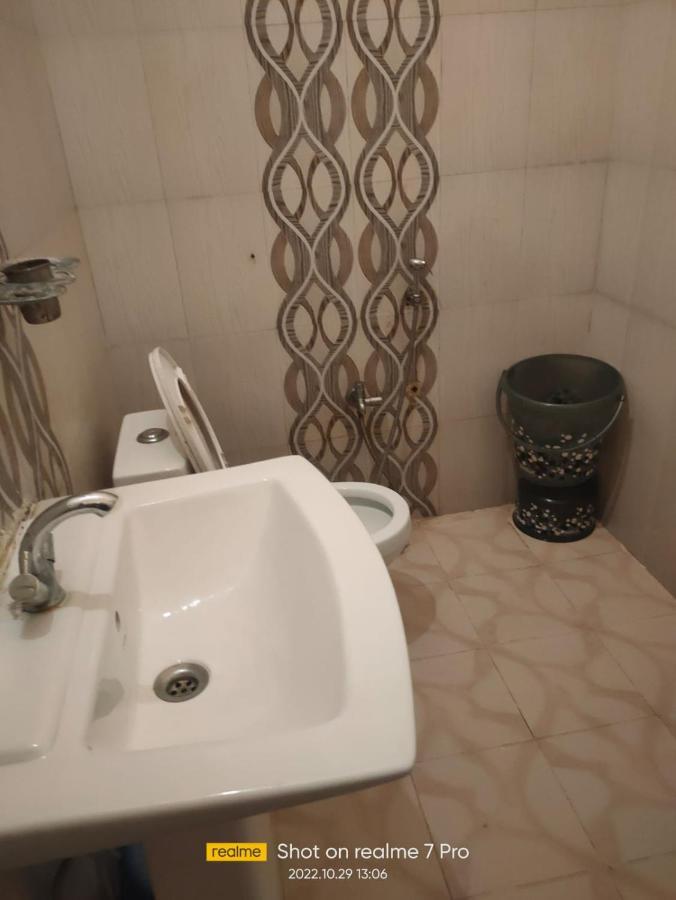 Gangotri Paying Guest House Varanasi Bagian luar foto